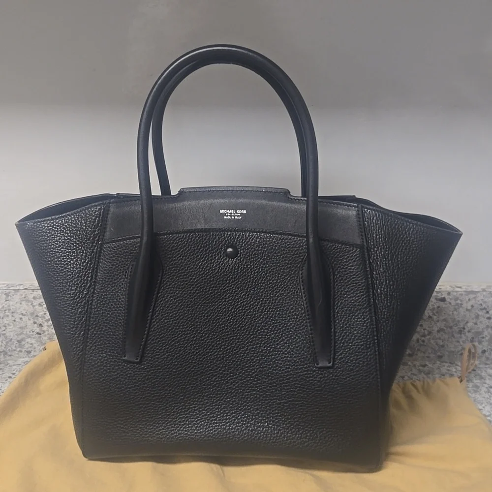 Michael Kors Collection 2 Way Bancroft Bag - Picture 4 of 14